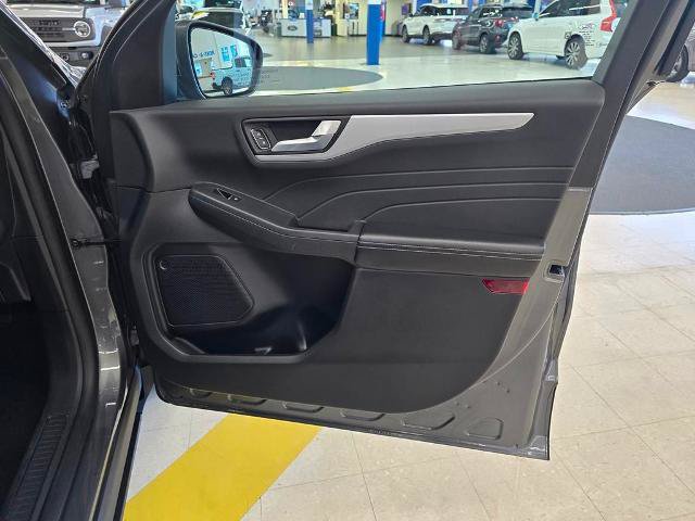 Certified 2025 Ford Escape Platinum AWD/4WD image 20