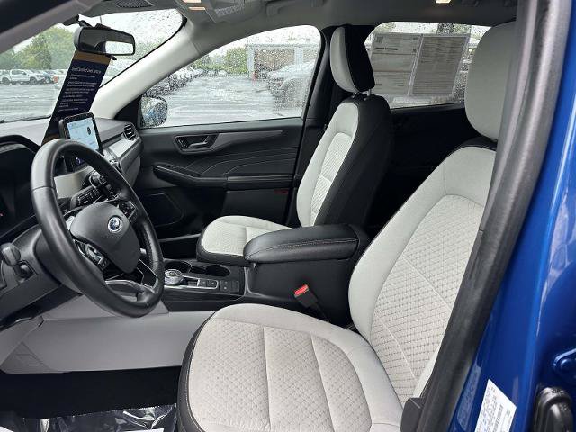 Certified 2023 Ford Escape Active AWD/4WD image 9