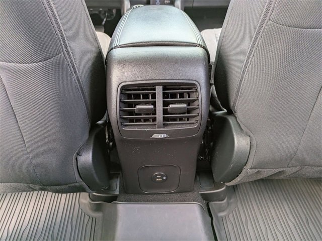 Certified 2022 Ford Escape SE w/ SE Sport Appearance Package image 21