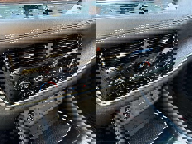 Used 2024 Nissan Rogue Platinum w/ Platinum Premium Package image 35