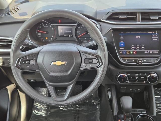 Used 2022 Chevrolet TrailBlazer LT w/ Convenience Package FWD image 25