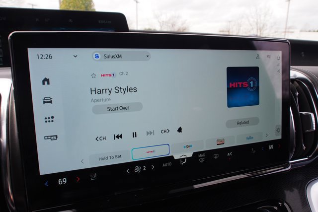 Certified 2025 Ford Expedition Platinum w/ Stealth Performance Package image 34