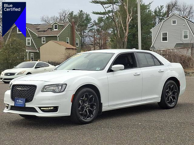 Used 2023 Chrysler 300 Touring L w/ Comfort Group