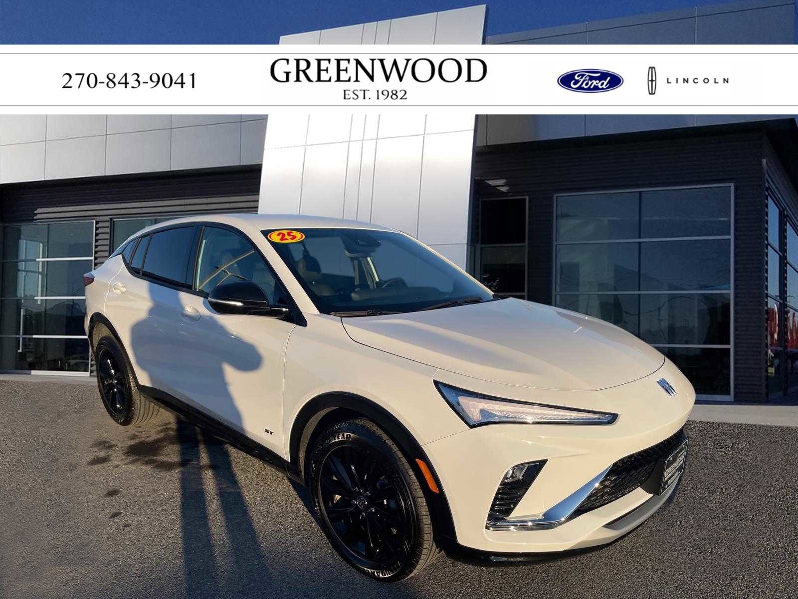 Used 2025 Buick Envista Sport Touring image 5