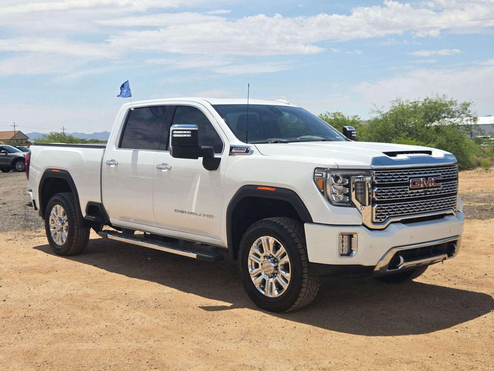 Used 2020 GMC Sierra 2500 Denali w/ Denali Ultimate Package AWD/4WD image 3