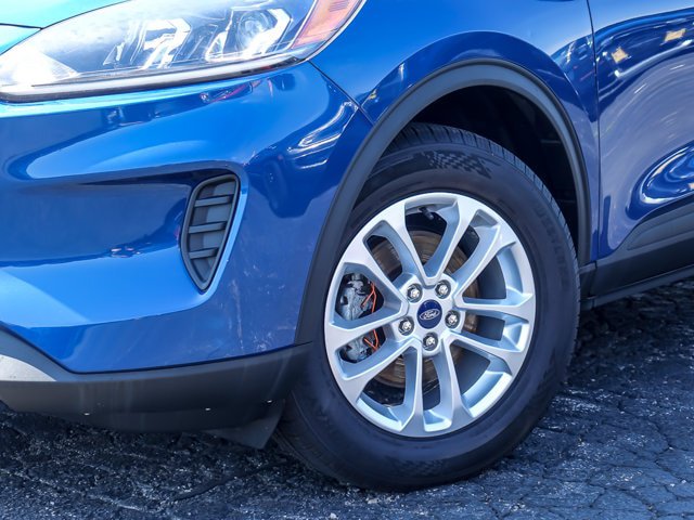 Certified 2022 Ford Escape SE w/ Convenience Package AWD/4WD image 3