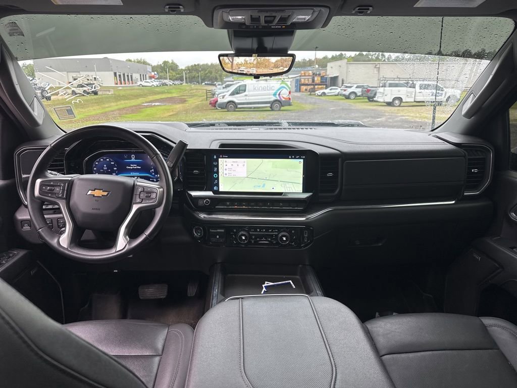 Used 2024 Chevrolet Silverado 2500 LTZ w/ LTZ Plus Package image 9