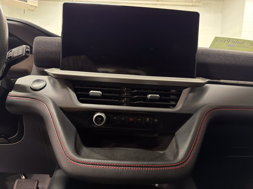 Certified 2025 Ford Explorer ST-Line RWD image 24