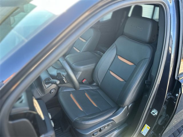 Used 2025 GMC Sierra 1500 AT4 w/ AT4 Premium Package image 12