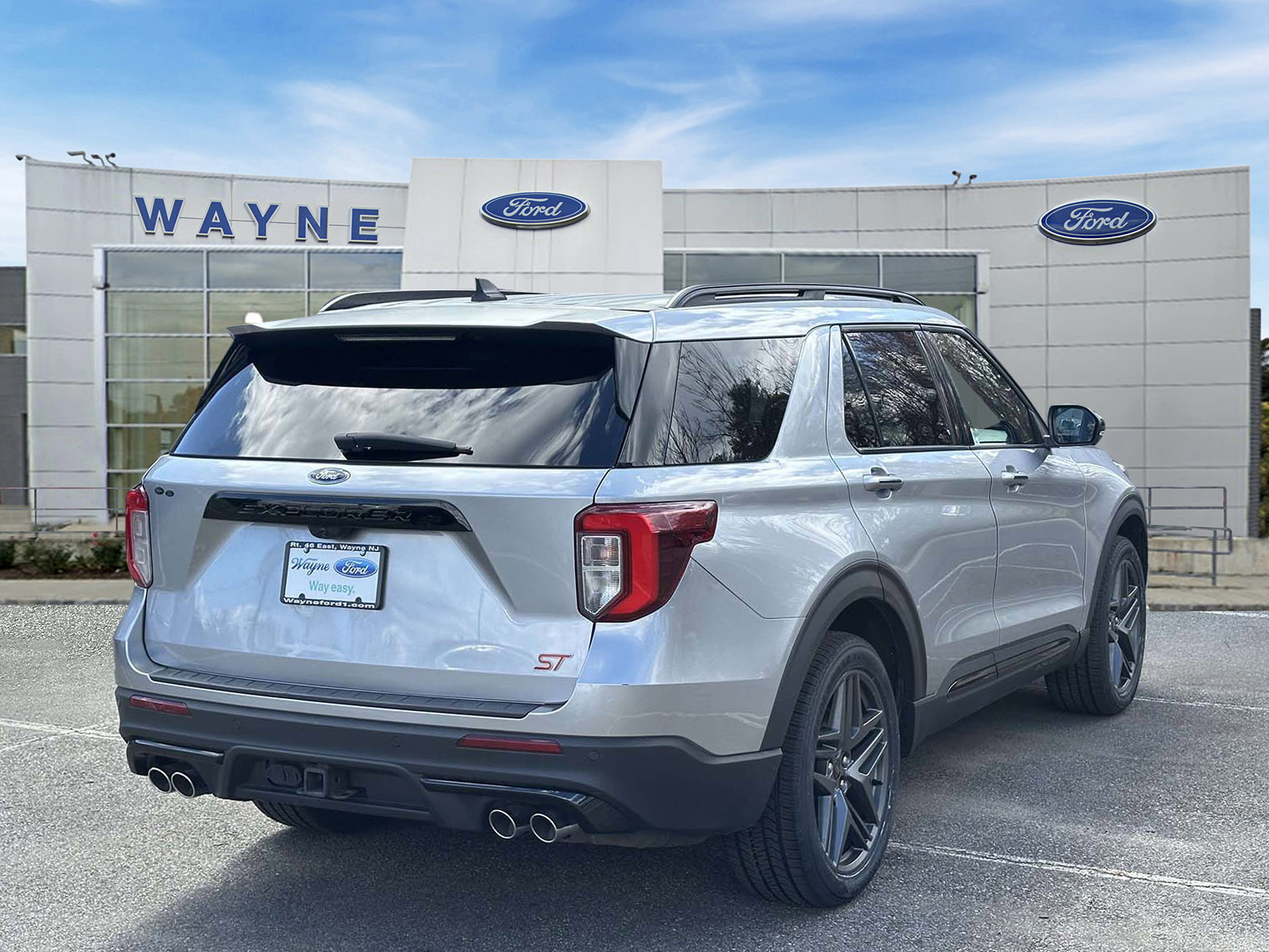 Certified 2023 Ford Explorer ST w/ Equipment Group 401A AWD/4WD image 4