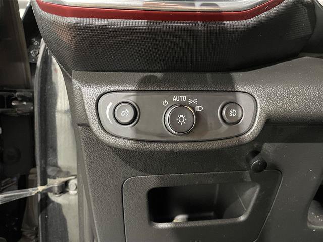 Used 2023 Chevrolet TrailBlazer RS FWD image 25