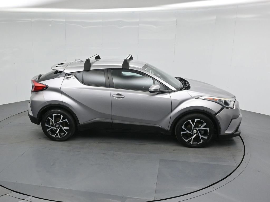 Used 2018 Toyota C-HR XLE FWD image 14