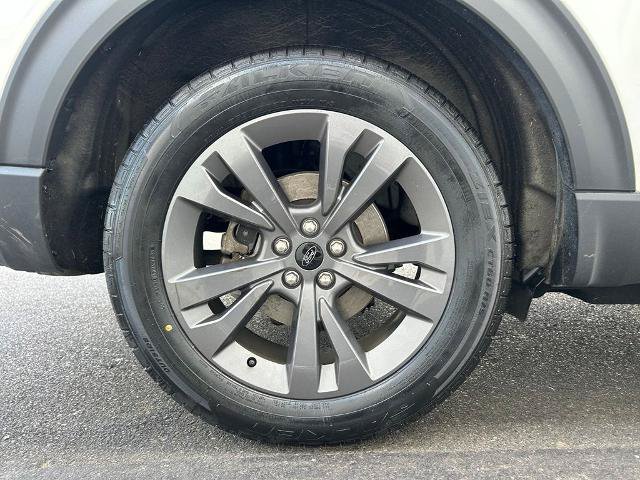 Certified 2024 Ford Explorer XLT w/ Equipment Group 202A AWD/4WD image 23