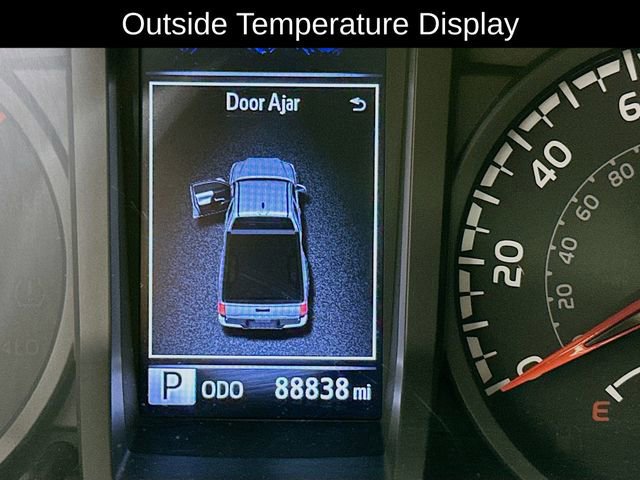 Used 2022 Toyota Tacoma SR AWD/4WD image 10