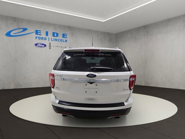 Certified 2019 Ford Explorer XLT w/ Equipment Group 202A AWD/4WD image 10