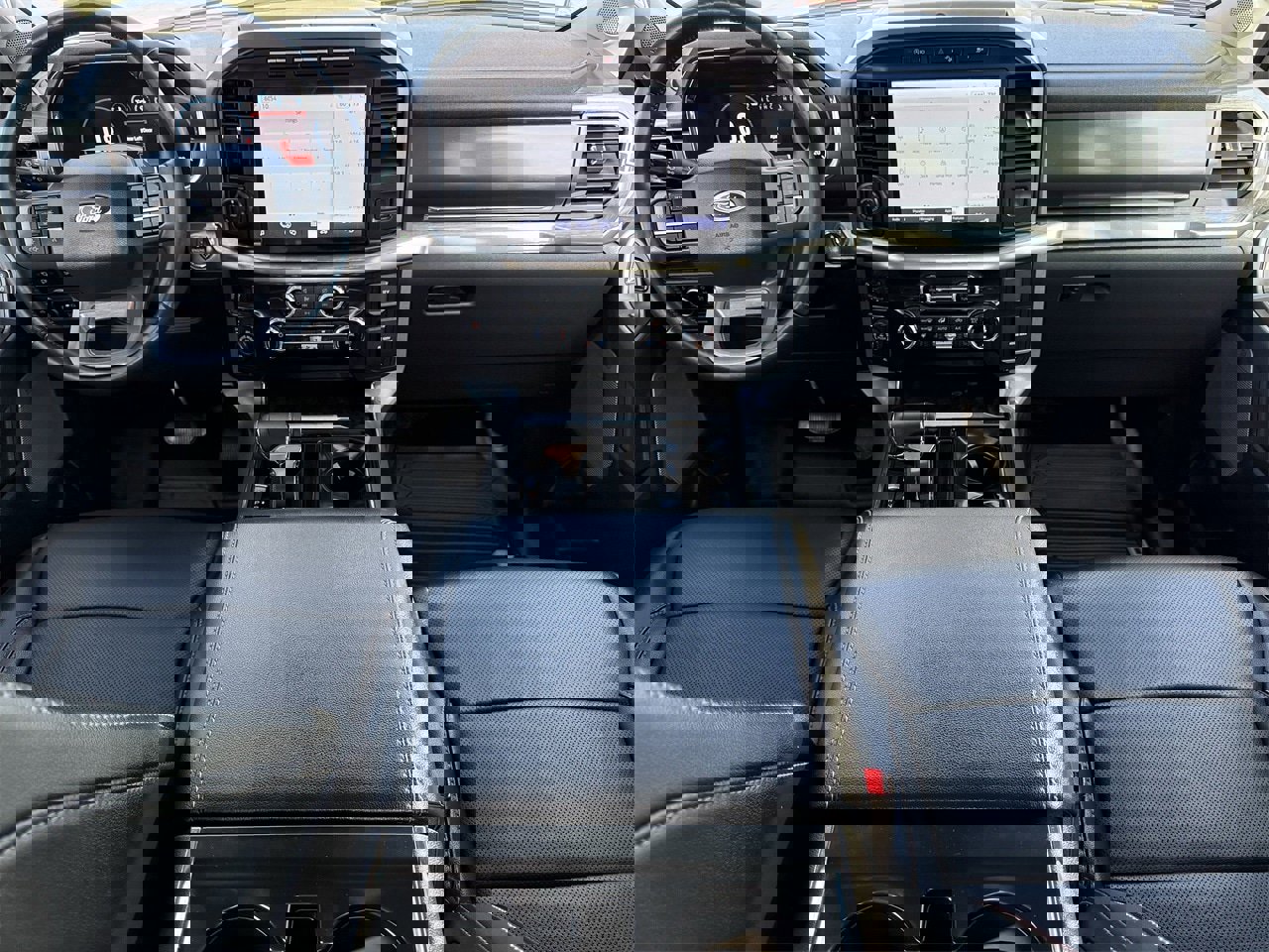 Certified 2023 Ford F150 Lariat w/ Trailer Tow Package image 9