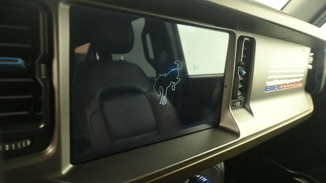 Certified 2022 Ford Bronco Outer Banks AWD/4WD image 16