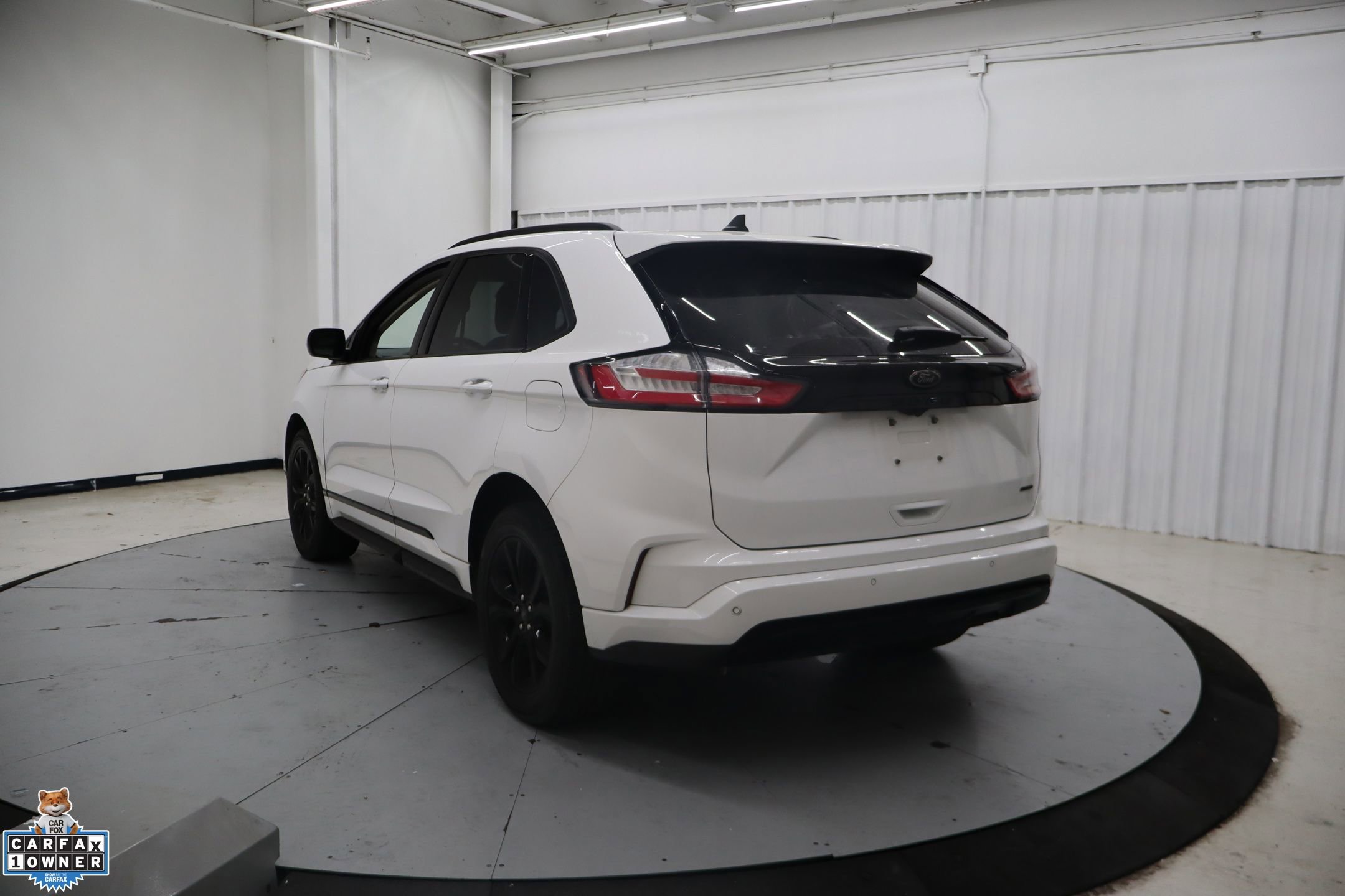 Certified 2023 Ford Edge SE w/ Black Appearance Package AWD/4WD image 8