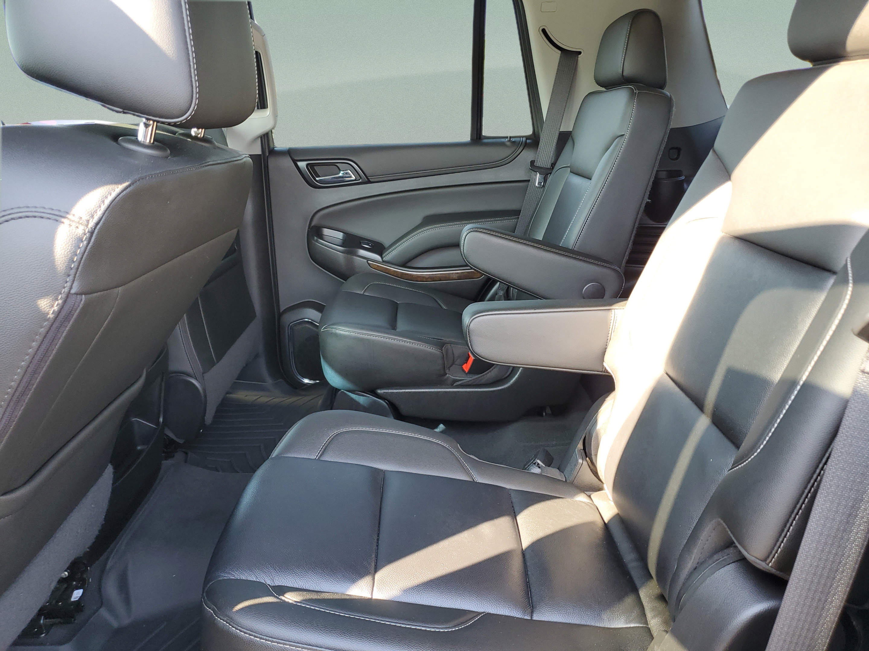 Used 2019 Chevrolet Tahoe LT AWD/4WD image 9