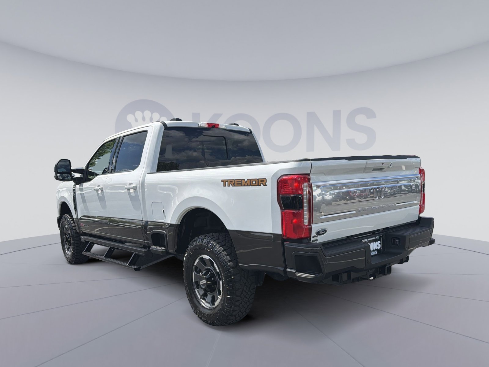 Certified 2024 Ford F350 King Ranch w/ Tremor Off-Road Package AWD/4WD image 14