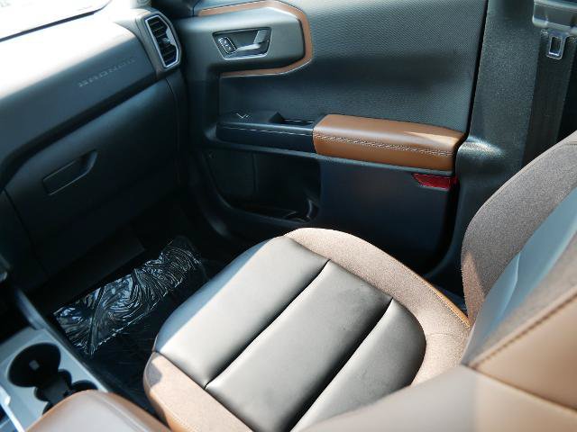 Certified 2025 Ford Bronco Sport Outer Banks w/ Outer Banks Tech Package+ AWD/4WD image 17