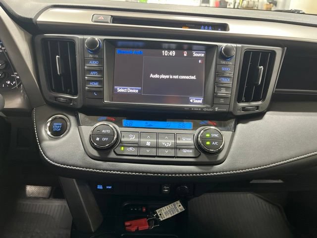Used 2017 Toyota RAV4 XLE AWD/4WD image 50