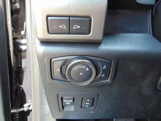 Certified 2019 Ford F150 Raptor w/ Equipment Group 802A Luxury image 19