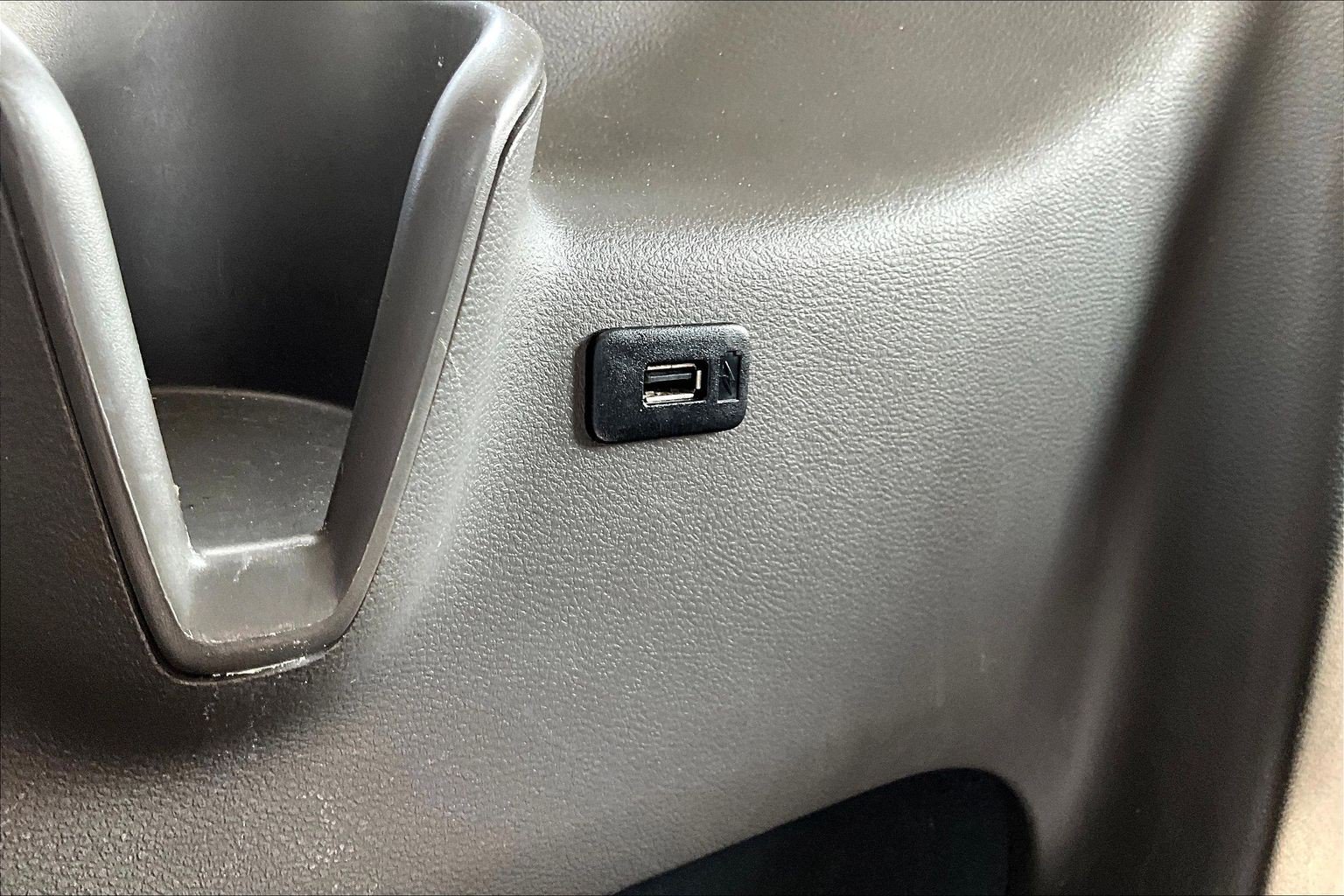 Certified 2020 Ford Transit 350 XLT RWD image 34