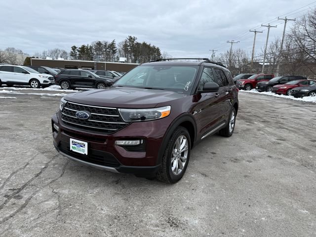 Certified 2022 Ford Explorer XLT w/ Equipment Group 202A image 14
