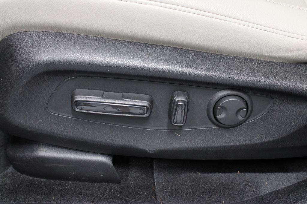 Used 2023 Honda CR-V EX-L image 24