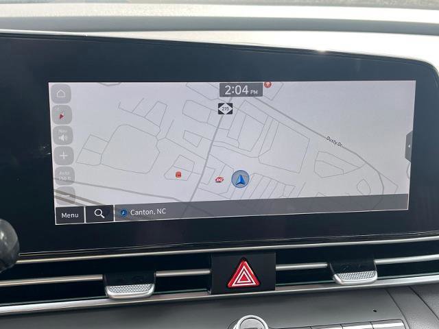 Used 2024 Hyundai Elantra SEL image 10