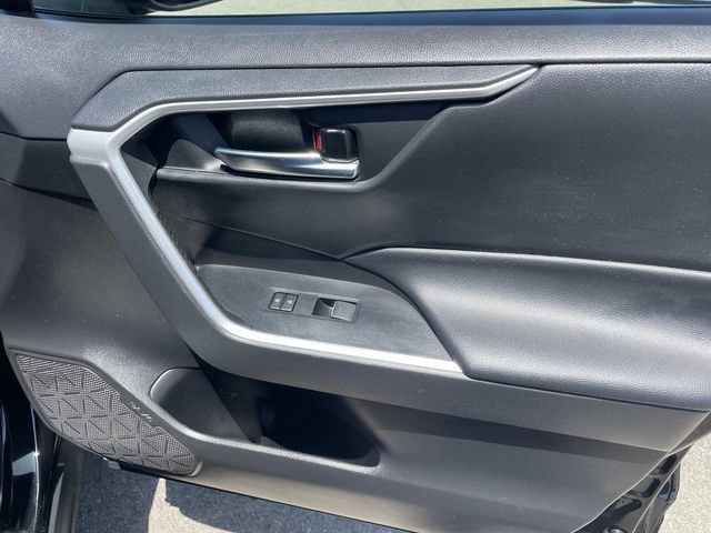 Used 2022 Toyota RAV4 XLE Premium FWD image 34
