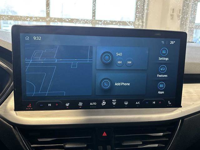 Certified 2024 Ford Escape Platinum w/ Premium Technology Package image 12