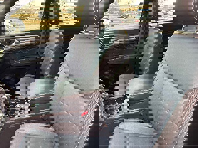 Used 2021 Volkswagen Atlas Cross Sport SEL R-Line w/ Cross Sport MDO Package image 9