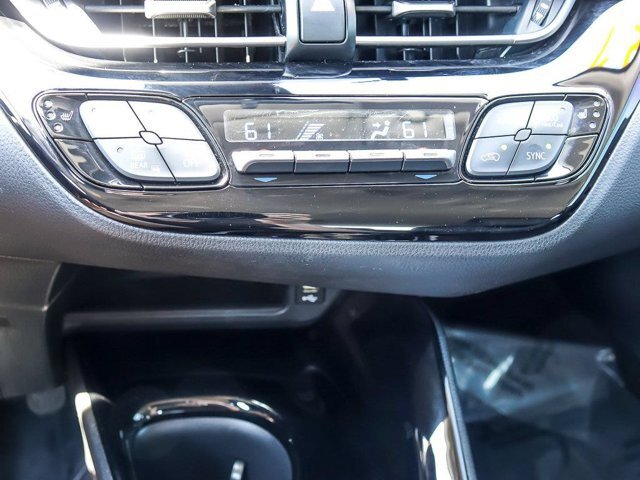 Used 2021 Toyota C-HR Limited FWD image 21