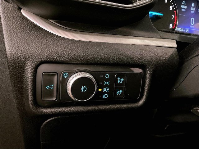 Certified 2020 Ford Explorer XLT w/ Equipment Group 202A AWD/4WD image 31