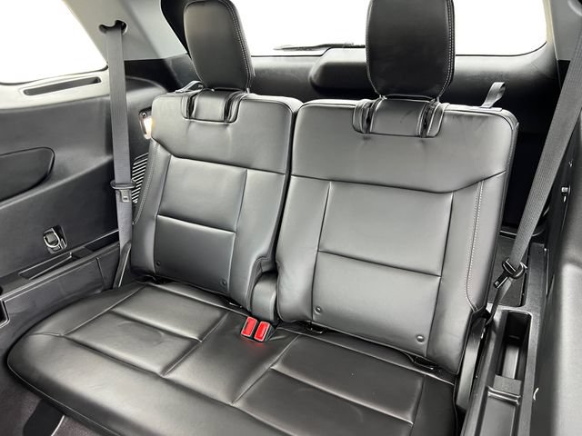 Certified 2022 Ford Explorer XLT w/ Equipment Group 202A AWD/4WD image 19