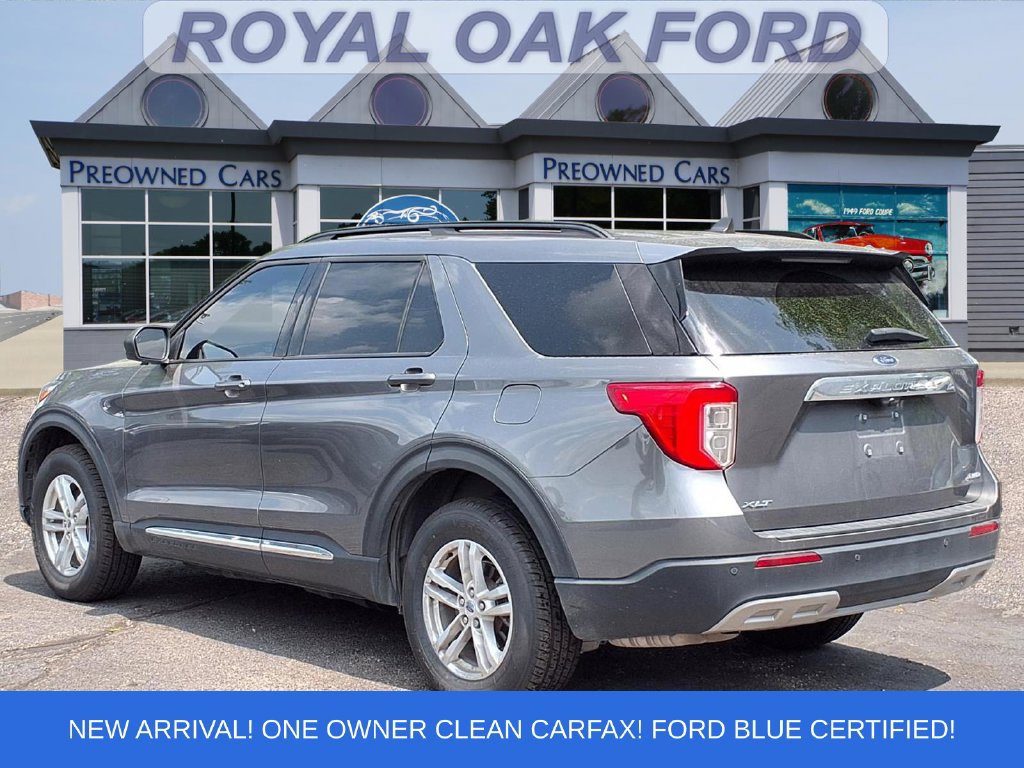 Certified 2023 Ford Explorer XLT w/ Equipment Group 202A AWD/4WD image 2