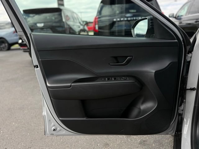 Used 2026 Hyundai Kona SEL Sport FWD image 11