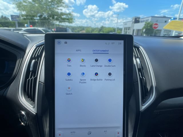 Certified 2024 Ford Edge SEL AWD/4WD image 23