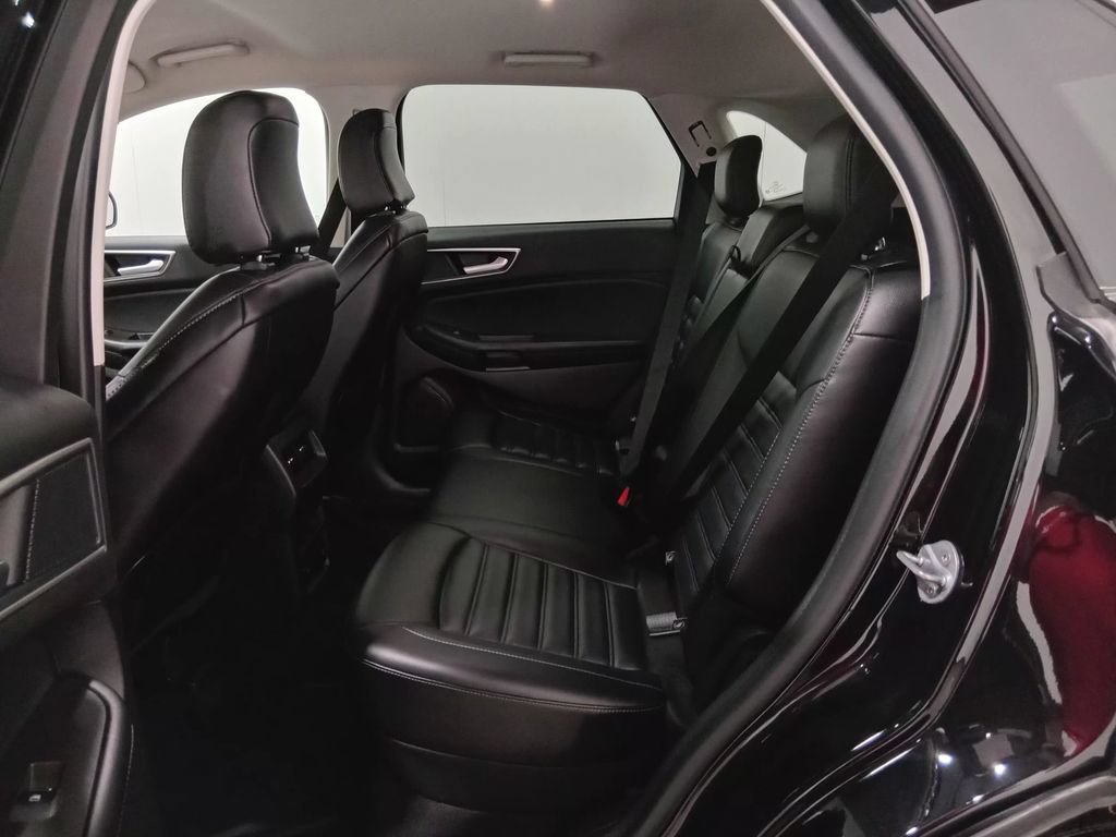 Certified 2024 Ford Edge SEL w/ Convenience Package AWD/4WD image 13