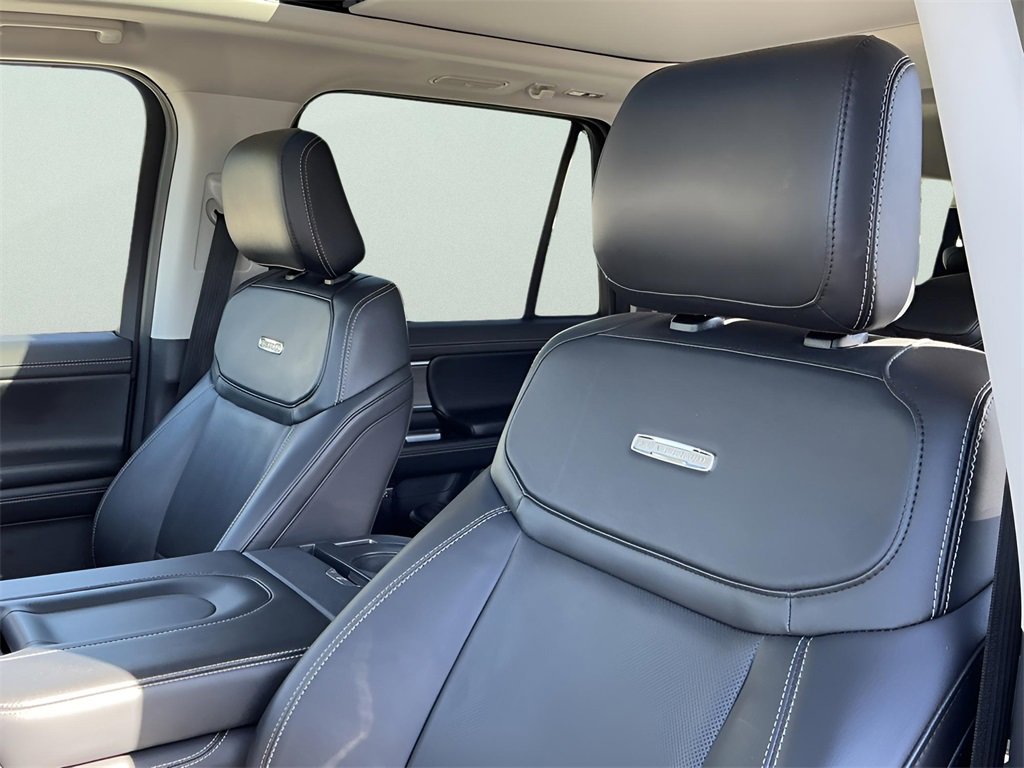 Certified 2025 Ford Expedition Max Platinum image 24