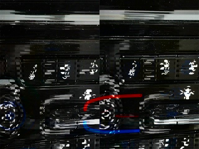 Used 2022 Jeep Grand Cherokee L Limited w/ Luxury Tech Group II image 23