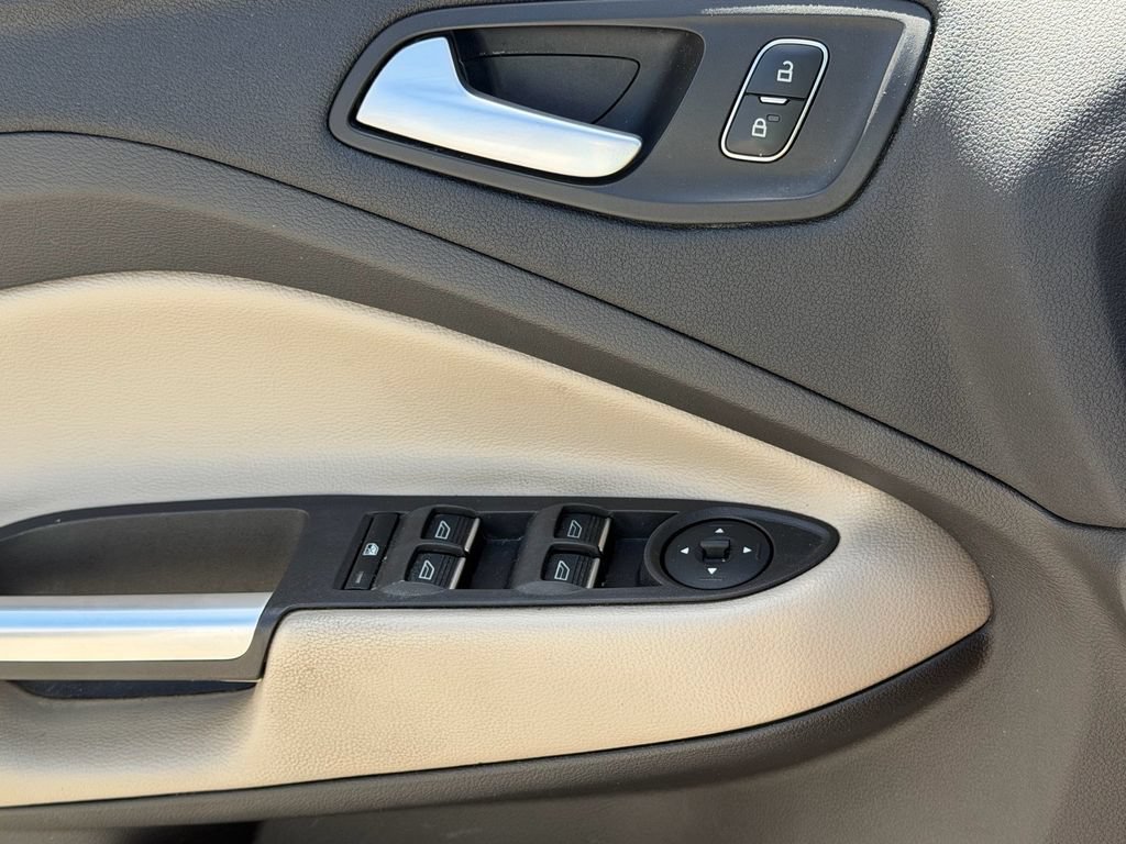 Certified 2019 Ford Escape SEL FWD image 26