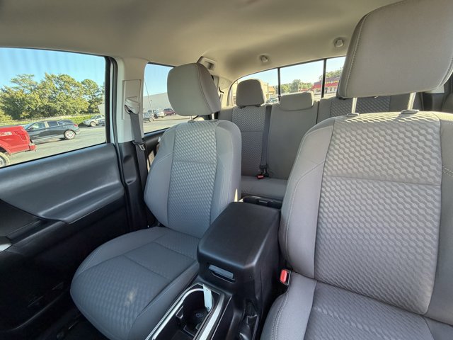 Used 2021 Toyota Tacoma SR5 RWD image 10