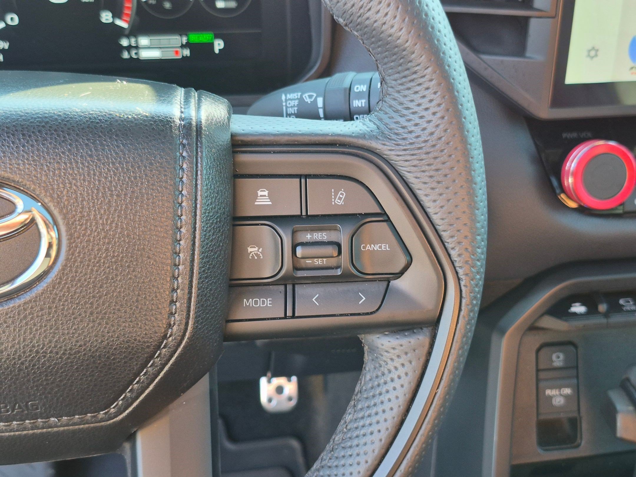 Used 2025 Toyota Sequoia TRD Pro AWD/4WD image 22