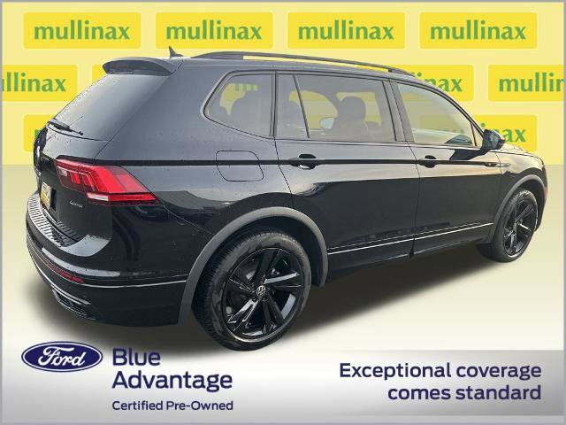 Used 2024 Volkswagen Tiguan SE R-Line image 3