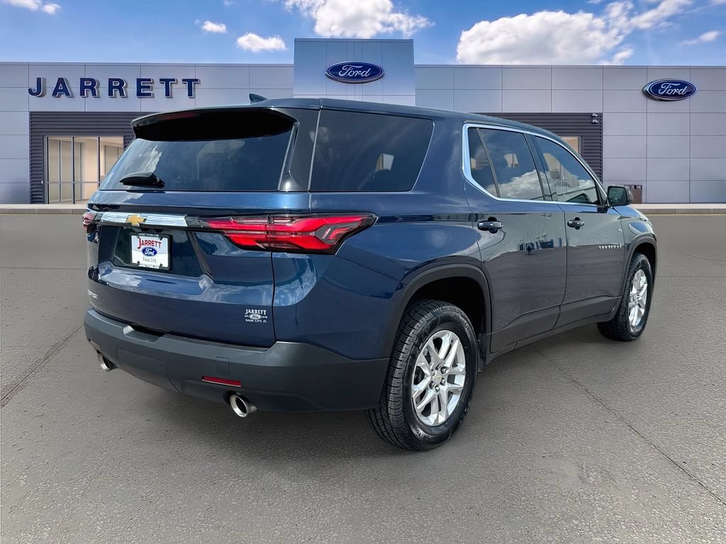 Used 2022 Chevrolet Traverse LS FWD image 7