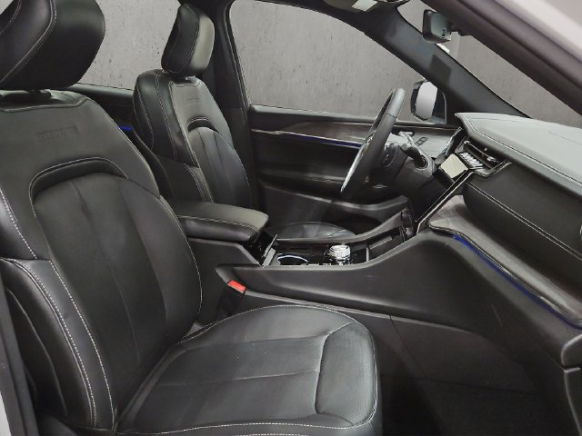 Used 2023 Jeep Grand Cherokee L Overland AWD/4WD image 20