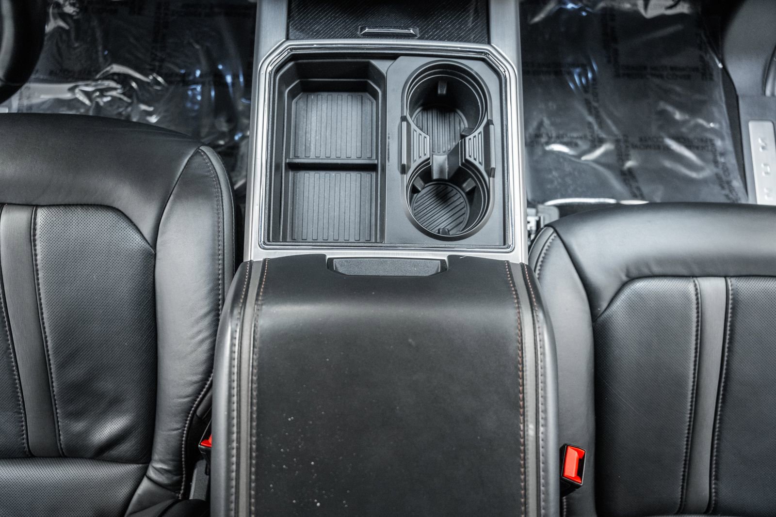 Certified 2022 Ford F250 Platinum w/ Snow Plow Prep Package image 32